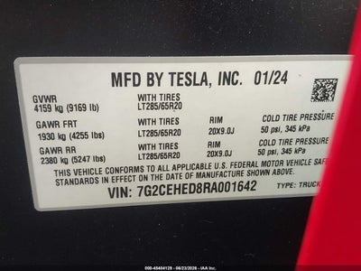 TESLA CYBERTRUCK