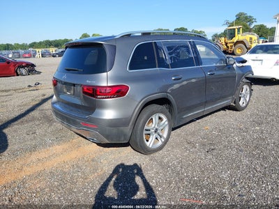 MERCEDES-BENZ GLB 250