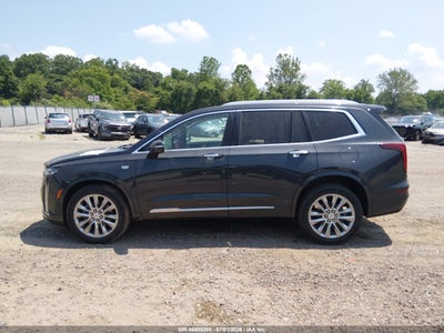 CADILLAC XT6