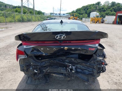 HYUNDAI ELANTRA