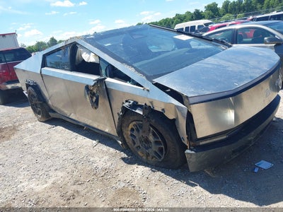 2025 Tesla Cybertruck