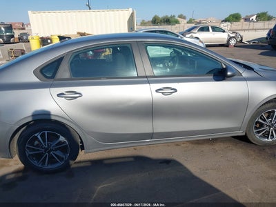 2022 KIA FORTE 14