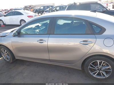2022 KIA FORTE 15