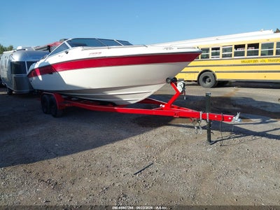 1992 Sea Ray 23'