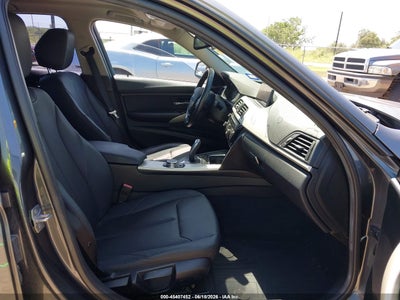 BMW 320I