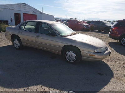 2G1WL52M3X9271979 CHEVROLET LUMINA Photo 1