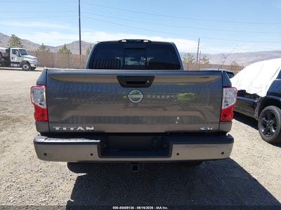 NISSAN TITAN