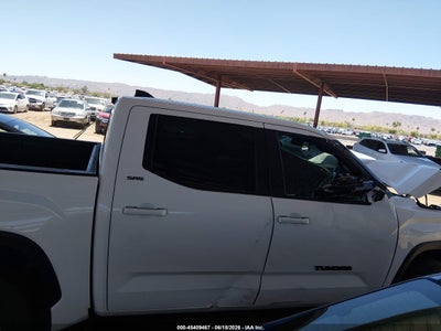 TOYOTA TUNDRA