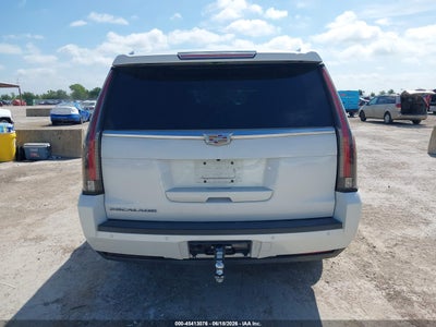 CADILLAC ESCALADE ESV