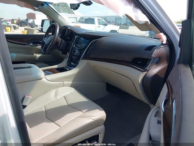 CADILLAC ESCALADE ESV