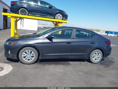 2020 HYUNDAI ELANTRA 17