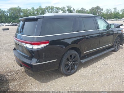LINCOLN NAVIGATOR