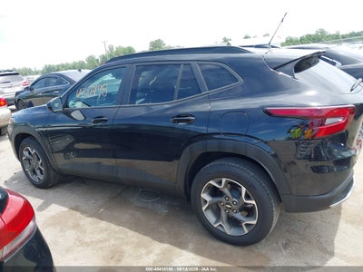 2025 CHEVROLET TRAX FWD LT