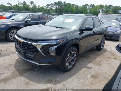 2025 CHEVROLET TRAX FWD LT
