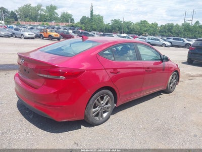 2017 HYUNDAI ELANTRA SE