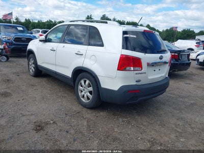 2011 KIA SORENTO LX