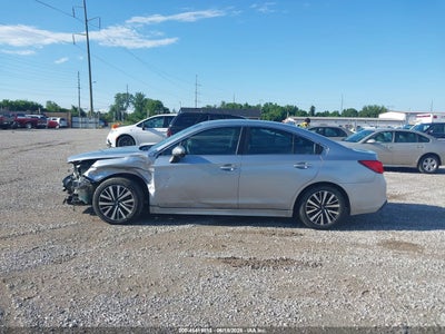 SUBARU LEGACY