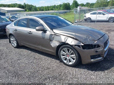 2017 Jaguar Xf