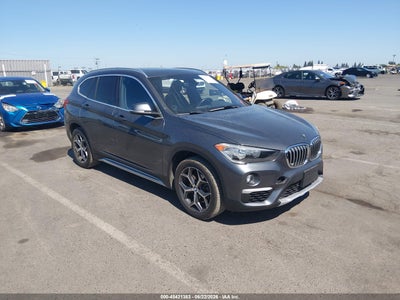 WBXHT3C33J5K31144 BMW X1 Photo 1