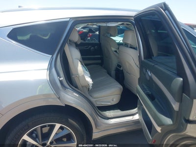 2025 GENESIS GV80 8