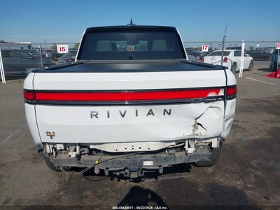 RIVIAN R1T