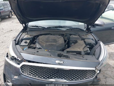 KIA CADENZA