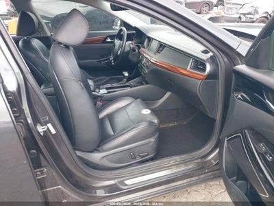KIA CADENZA