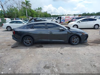 KIA K4