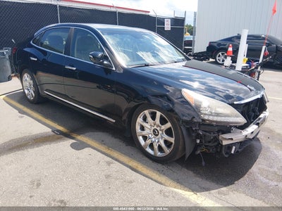 2013 Hyundai Equus