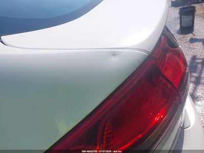 2019 HYUNDAI IONIQ HYBRID 12