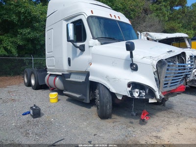 2015 Freightliner Cascadia 125