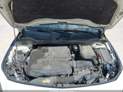 MERCEDES-BENZ CLA 250