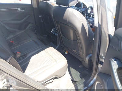 2015 AUDI Q5 8