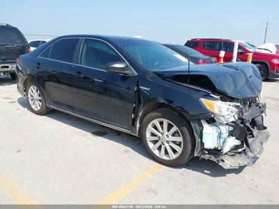 2013 Toyota Camry Hybrid