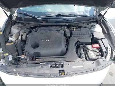 2019 NISSAN MAXIMA 10