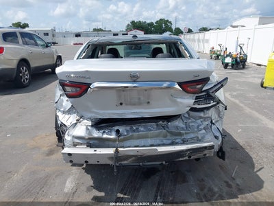 2019 NISSAN MAXIMA 17