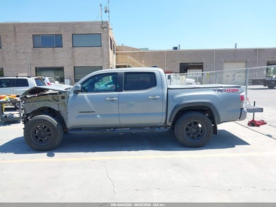 TOYOTA TACOMA