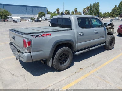 TOYOTA TACOMA