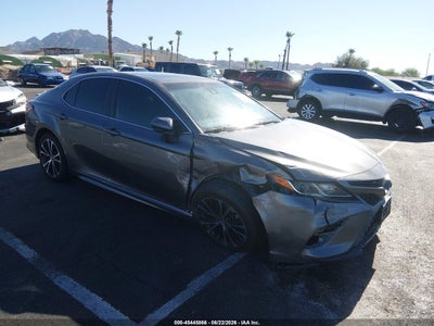 4T1B11HK5JU501084 TOYOTA CAMRY Photo 1