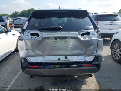 2020 TOYOTA RAV4 HYBRID 17