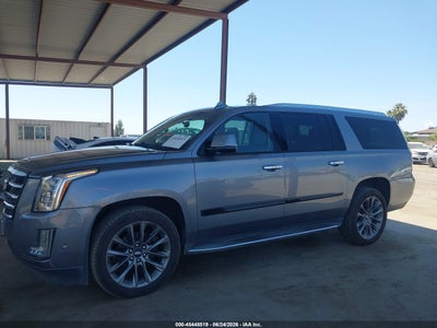 CADILLAC ESCALADE ESV