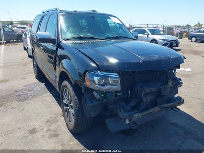 5LMJJ2JTXHEL10833 LINCOLN NAVIGATOR Photo 1