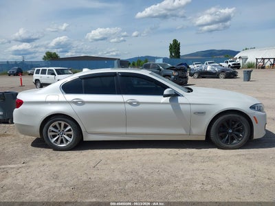 BMW 528I
