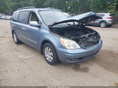 2008 Hyundai Entourage
