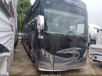 4UZFCHCY9GCHT2541 FREIGHTLINER CHASSIS Photo 1