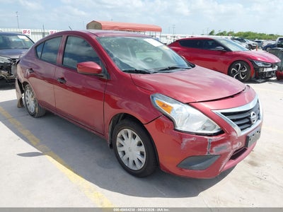 NISSAN VERSA