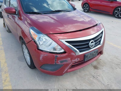 NISSAN VERSA