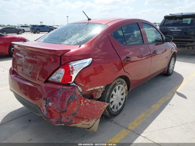 NISSAN VERSA