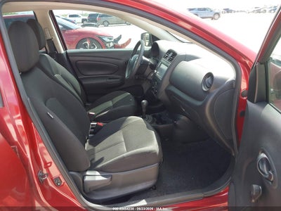 NISSAN VERSA