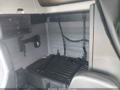 2019 FREIGHTLINER NEW CASCADIA 126 6